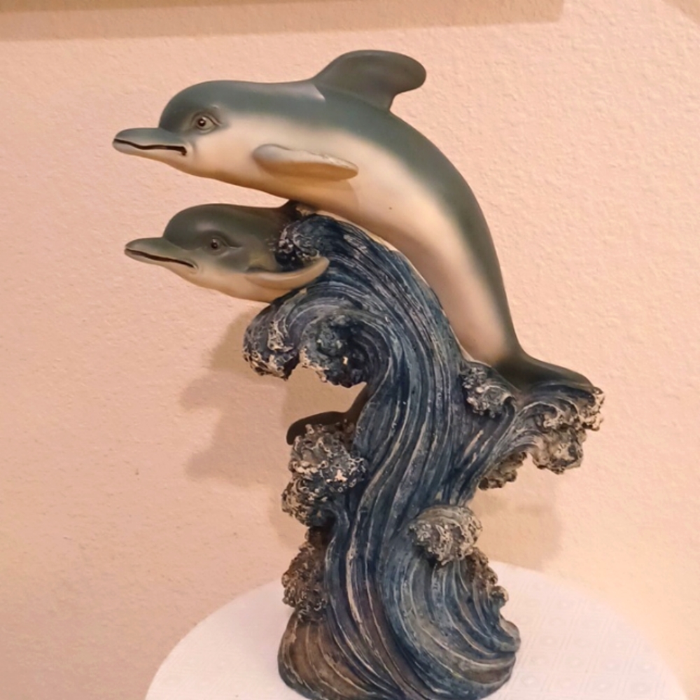Dolphin statue decoration